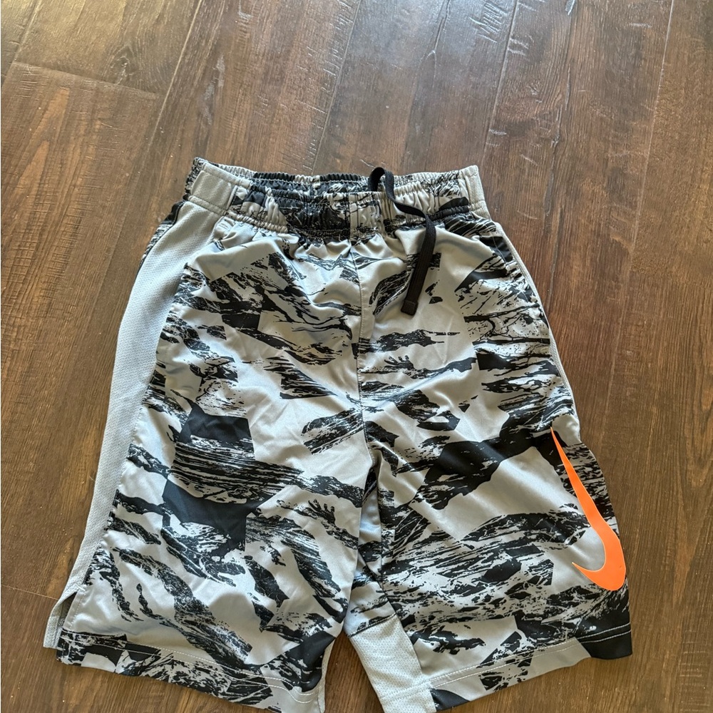 Nike Men's Black And Gray Camo Athletic Shorts